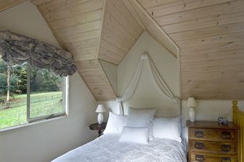 Cottages At Monreale - Sunshine Coast Guide 36