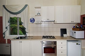 Cottages At Monreale - Sunshine Coast Guide 39
