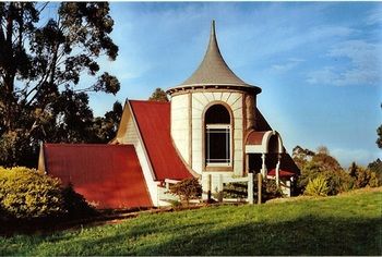 A Camelot Tower & Penthouse - Sunshine Coast Guide 23