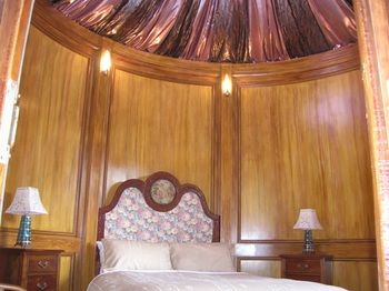 A Camelot Tower & Penthouse - Sunshine Coast Guide 27