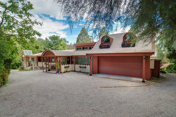 A Camelot Tower & Penthouse - Sunshine Coast Guide 39