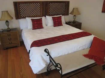 Brezza Bella Bed & Breakfast - Sunshine Coast Guide 7