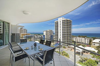 Aqua Vista Resort - Sunshine Coast Guide 1