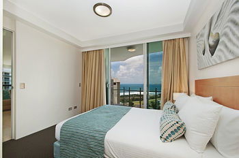 Aqua Vista Resort - Sunshine Coast Guide 14
