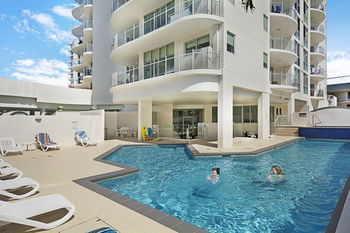 Aqua Vista Resort - Sunshine Coast Guide 20