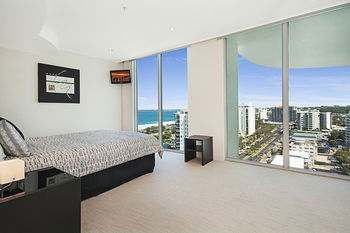 Aqua Vista Resort - Sunshine Coast Guide 50
