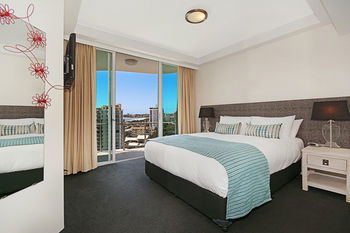 Aqua Vista Resort - Sunshine Coast Guide 56