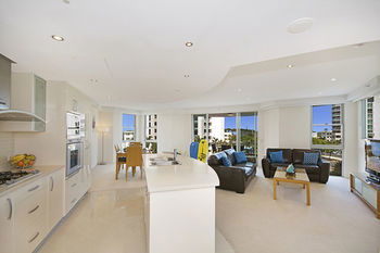 Aqua Vista Resort - Sunshine Coast Guide 76