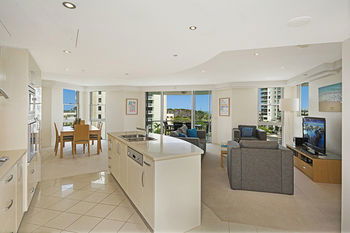Aqua Vista Resort - Sunshine Coast Guide 79