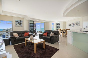Aqua Vista Resort - Sunshine Coast Guide 87