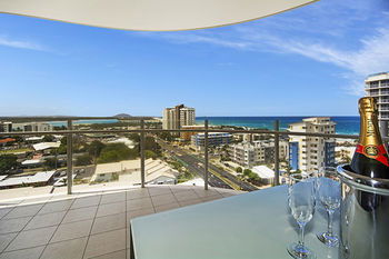 Aqua Vista Resort - Sunshine Coast Guide 93