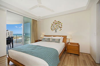 Aqua Vista Resort - Sunshine Coast Guide 102