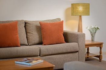 Apartments @ Mt Waverley - Sunshine Coast Guide 16