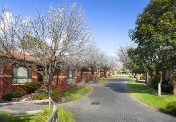 Apartments @ Mt Waverley - Sunshine Coast Guide 23