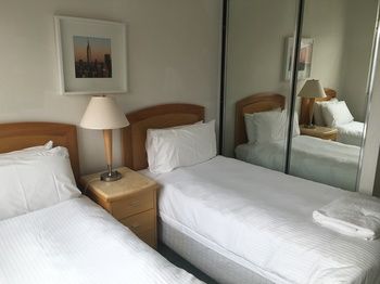 AEA The Coogee View Serviced Apartments - Sunshine Coast Guide 8