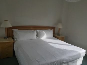 AEA The Coogee View Serviced Apartments - Sunshine Coast Guide 22