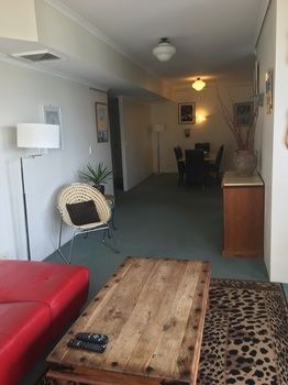 AEA The Coogee View Serviced Apartments - Sunshine Coast Guide 35
