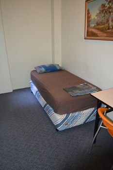 Casa Central Accommodation - Hostel - Sunshine Coast Guide 7