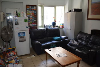 Casa Central Accommodation - Hostel - Sunshine Coast Guide 14