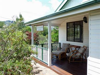 A Room With A View Bed & Breakfast - Sunshine Coast Guide 4