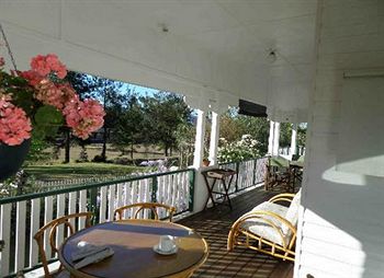 A Room With A View Bed & Breakfast - Sunshine Coast Guide 7