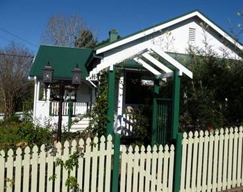 A Room With A View Bed & Breakfast - Sunshine Coast Guide 8