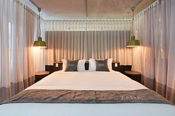 Zara Tower - Luxury Suites And Apartments - Sunshine Coast Guide 38