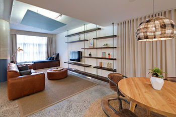 Zara Tower - Luxury Suites And Apartments - Sunshine Coast Guide 48