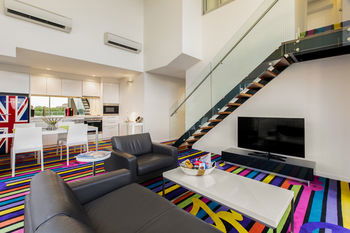 ADGE Boutique Apartment Hotel - Sunshine Coast Guide 21