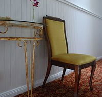 Vine Valley Inn - Sunshine Coast Guide