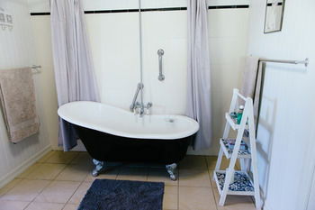 Blackwattle Farm B&B And Farm Stay - Sunshine Coast Guide 30