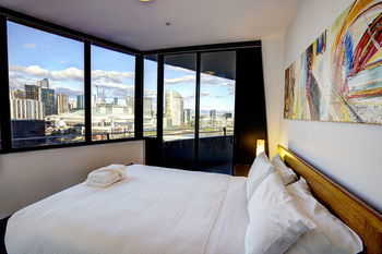 ACD Apartments - Sunshine Coast Guide 8