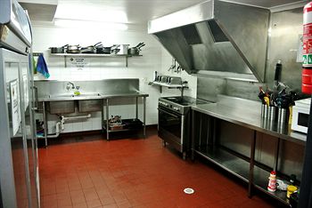 Jackaroo Hostel Sydney - Sunshine Coast Guide 9