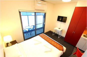 Alston Apartments Hotel - Sunshine Coast Guide 5