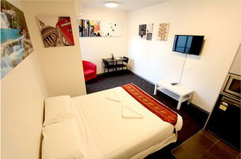 Alston Apartments Hotel - Sunshine Coast Guide 7