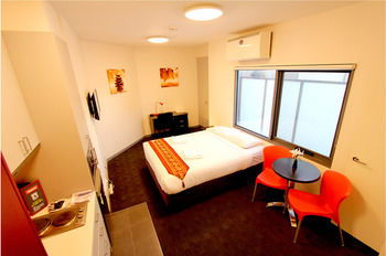 Alston Apartments Hotel - Sunshine Coast Guide 18