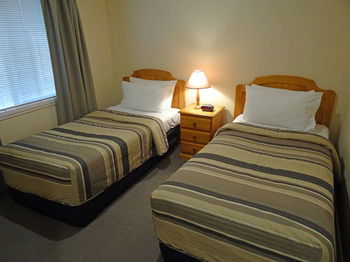 Best Western Fawkner Suites & Serviced Apartments - Sunshine Coast Guide 1