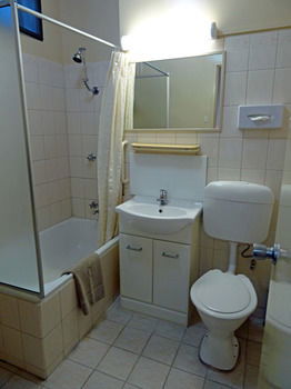 Best Western Fawkner Suites & Serviced Apartments - Sunshine Coast Guide 5