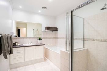 Best Western Fawkner Suites & Serviced Apartments - Sunshine Coast Guide 42