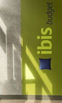Ibis Budget Fawkner - Sunshine Coast Guide 0