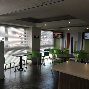 Ibis Budget Fawkner - Sunshine Coast Guide 8