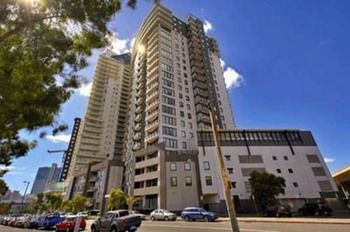 Alpha Apartments Melbourne - Sunshine Coast Guide 0