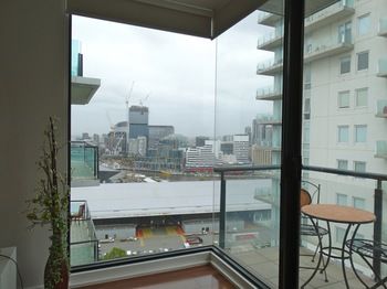 Alpha Apartments Melbourne - Sunshine Coast Guide 11