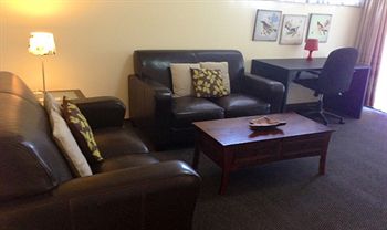 Australian Home Away @ Doncaster Elgar - Sunshine Coast Guide 2