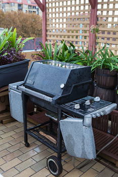 Eva's Backpackers - Sunshine Coast Guide 24