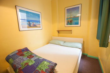 Eva's Backpackers - Sunshine Coast Guide 29