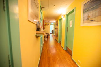 Eva's Backpackers - Sunshine Coast Guide 36