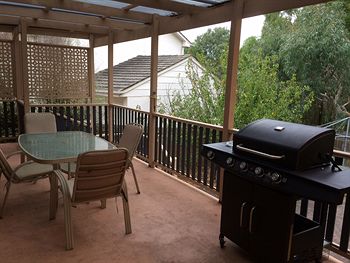 Australian Home Away @ Doncaster Grange Park - Sunshine Coast Guide 1