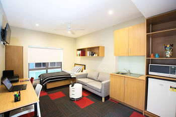 Sydney Student Living - Hostel - Sunshine Coast Guide 16