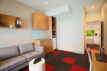 Sydney Student Living - Hostel - Sunshine Coast Guide 18
